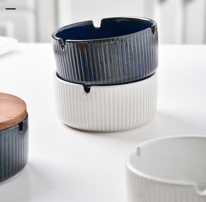 2024 Father'S Day Gift Round Ceramic Ashtray With Lid Luxury Vintage Porcelain Design