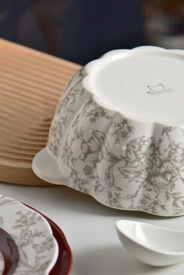 Floral Pattern Ceramic Serving Bowl 9 Inch Porcelain Bowl For Large Salads And Soups