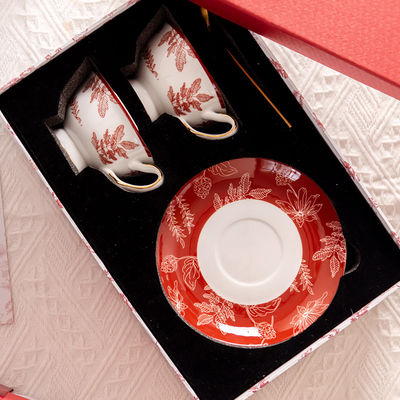 Vintage Design Style Luxury Porcelain Tea Cup And Saucer Set Sustainable Bone Gift