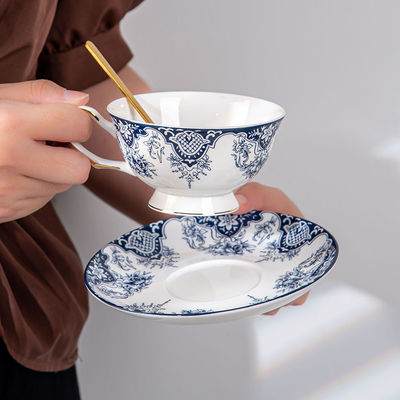 Vintage Design Style 200ml Ceramic Coffee Mug And Saucer Set For Luxury Christmas Gift