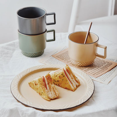 Classic Design Style Coffee Afternoon Ceramic Cup And Saucer Set With Stoneware Cups