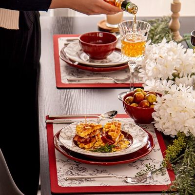 Full Porcelain Christmas Tableware Chinese Year Ceramic Tableware Plant Pattern Type
