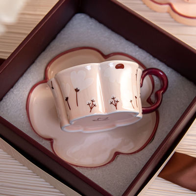 210ml Volume Fresh Style Exquisite Flower Shaped Cups And Saucers For End Coffee